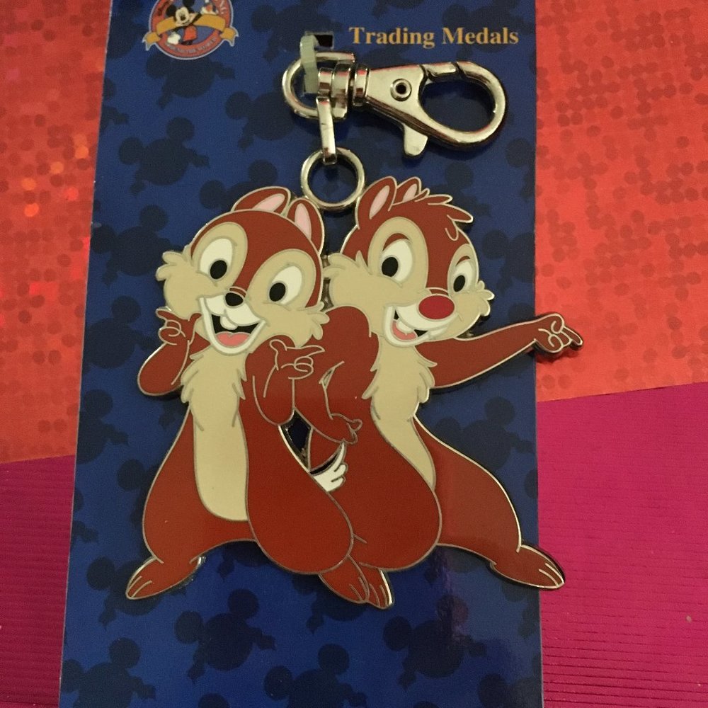 2005 Disney Chipn'Dale Trading Medal150$35 or $30 w/offer